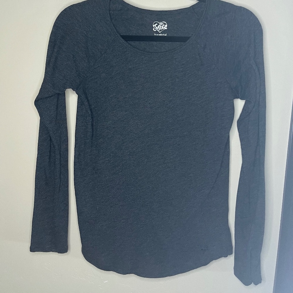 Girls grey long sleeve t-shirt